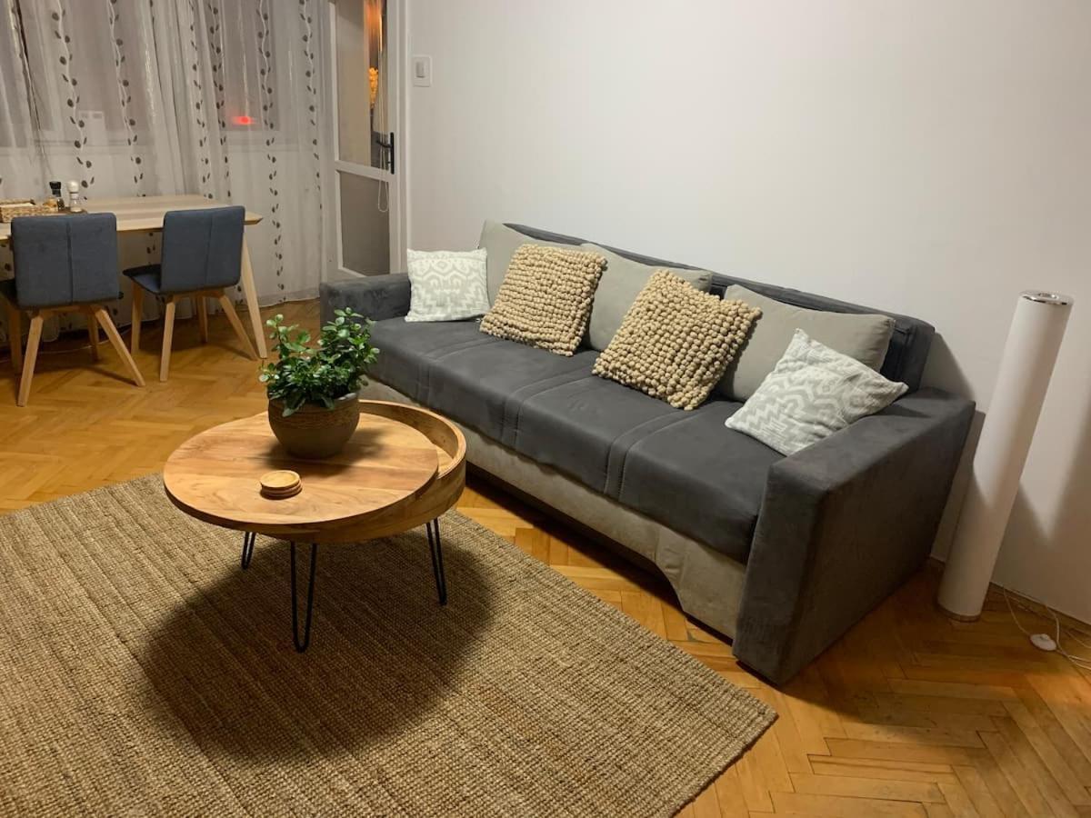 Apartment "Mime" ザダル エクステリア 写真
